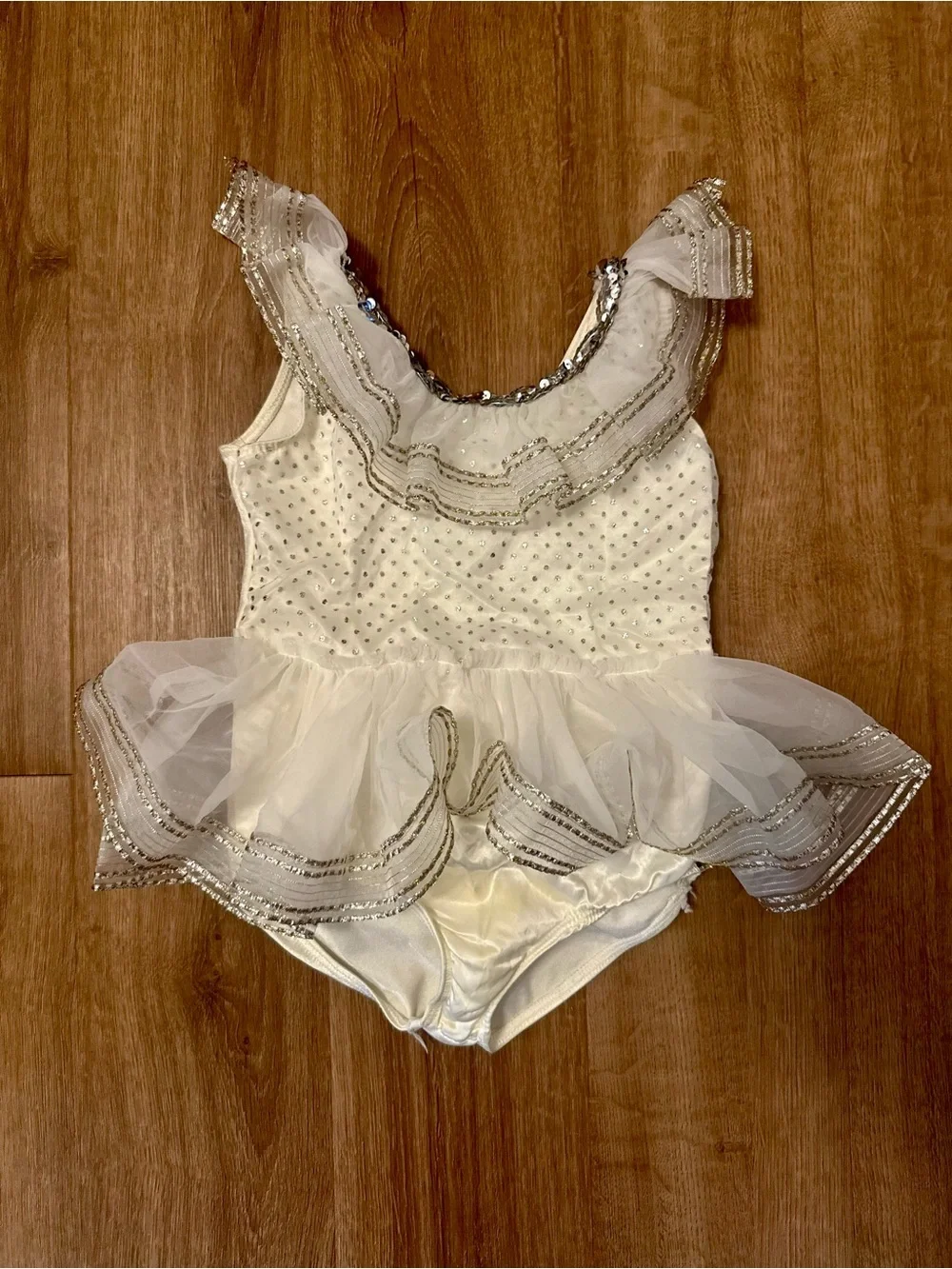❄️ White Sparkle Dance Costume / Tutu Dress – Size 8 – Made in USA